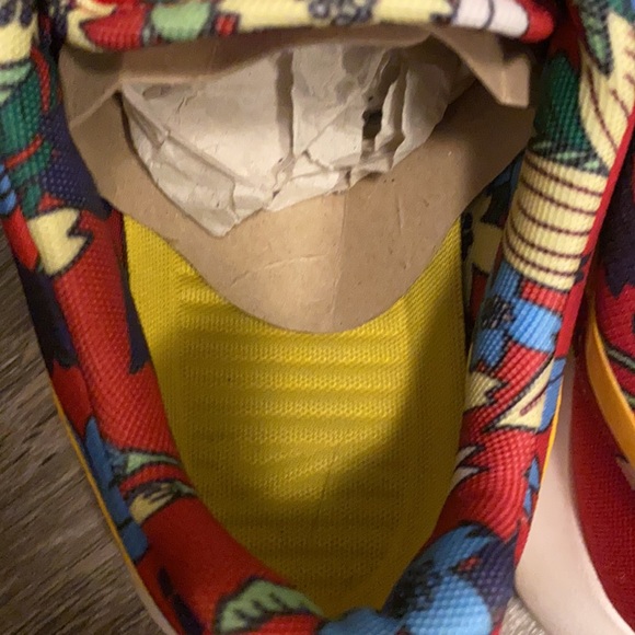 Women’s Nike Roshe One Print - Picture 5 of 5